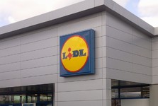 V Rosicích je dočasně o supermarket méně. Uzavřely ho opravy na hlavním tahu